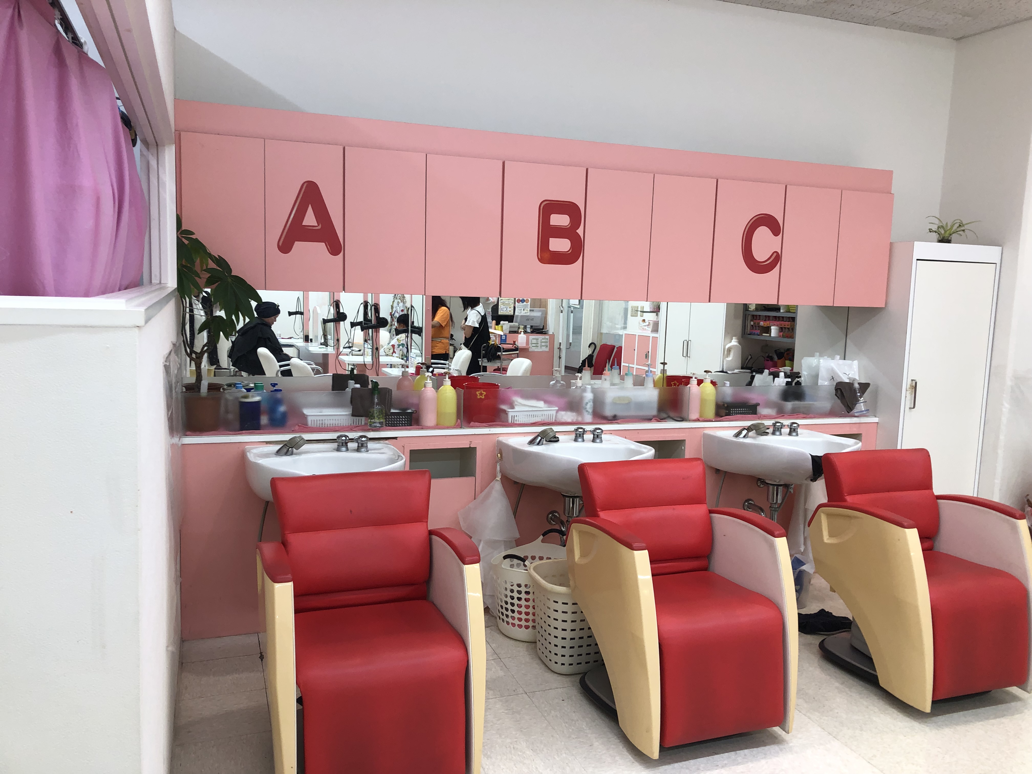 糸満店の店内写真