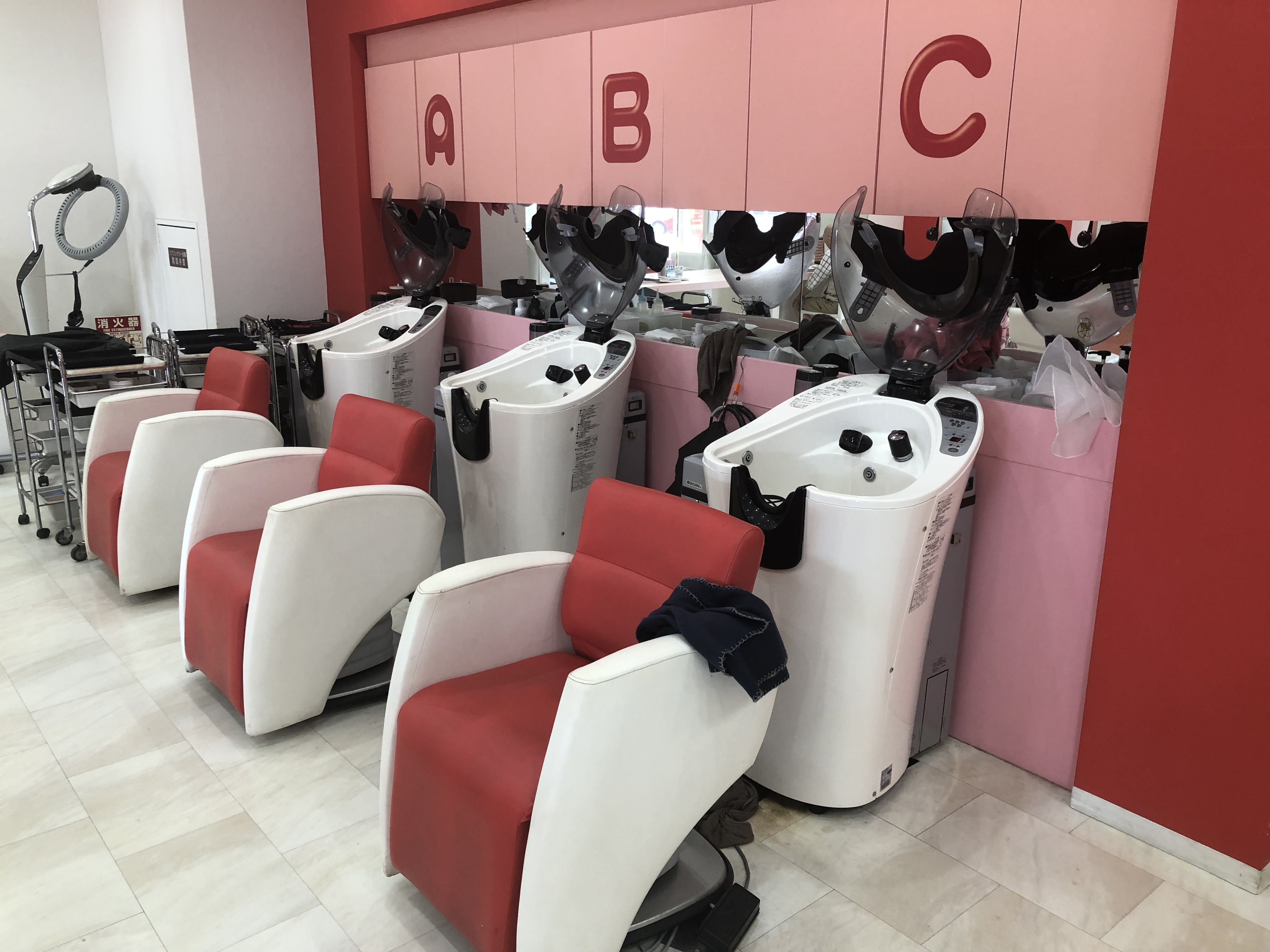 MEGAドン・キホーテ福重店の店内写真